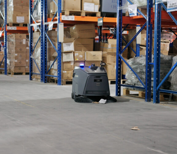 The Ultimate Guide to Selecting the Right Industrial Floor Cleaning Robot for Your Warehouse