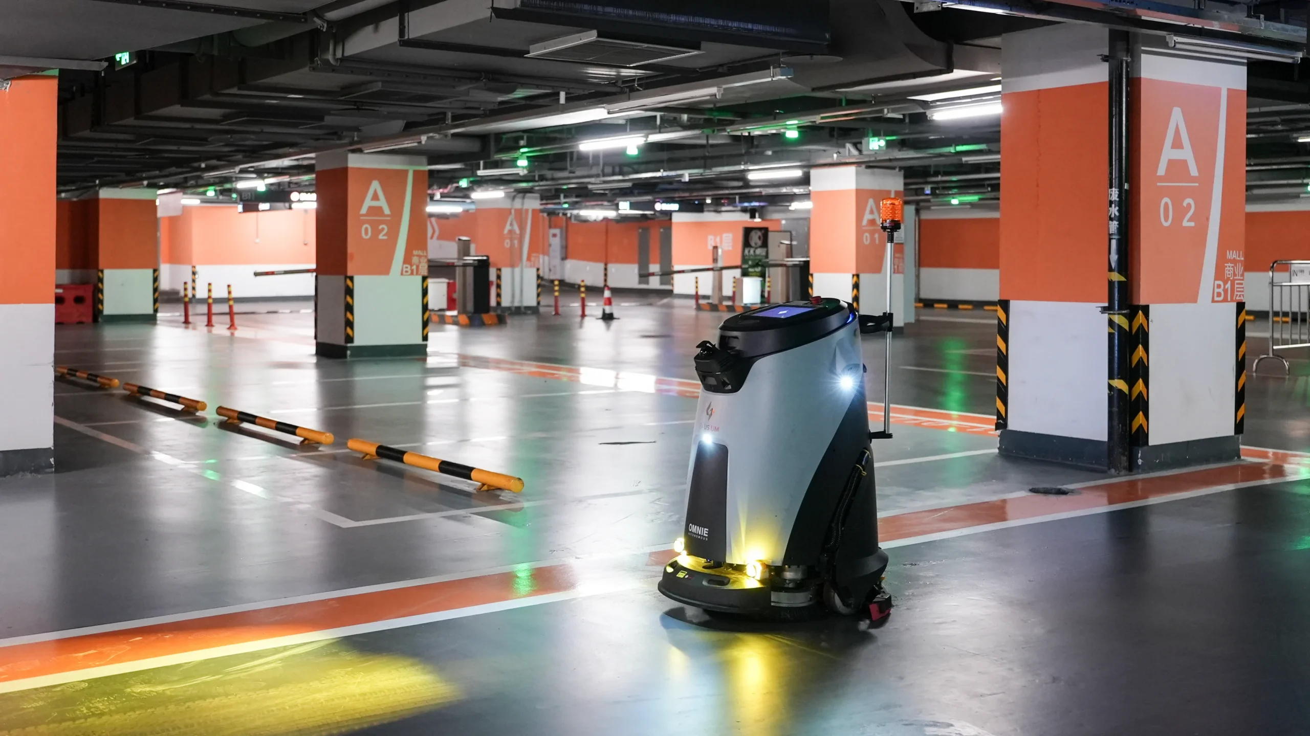 Gausium Omnie at the underground garage of International Land-Sea Center