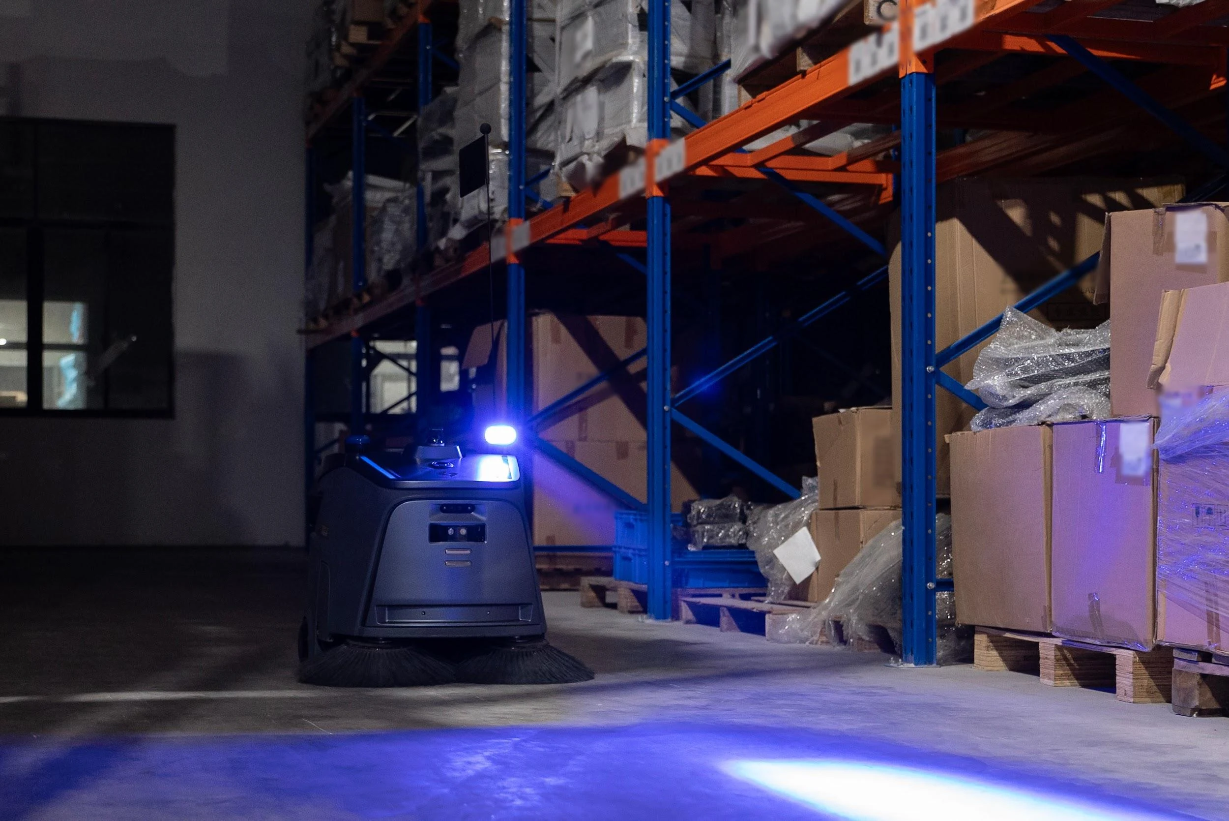 Commercial Cleaning Robots Without Internet: What Works and What Doesn't