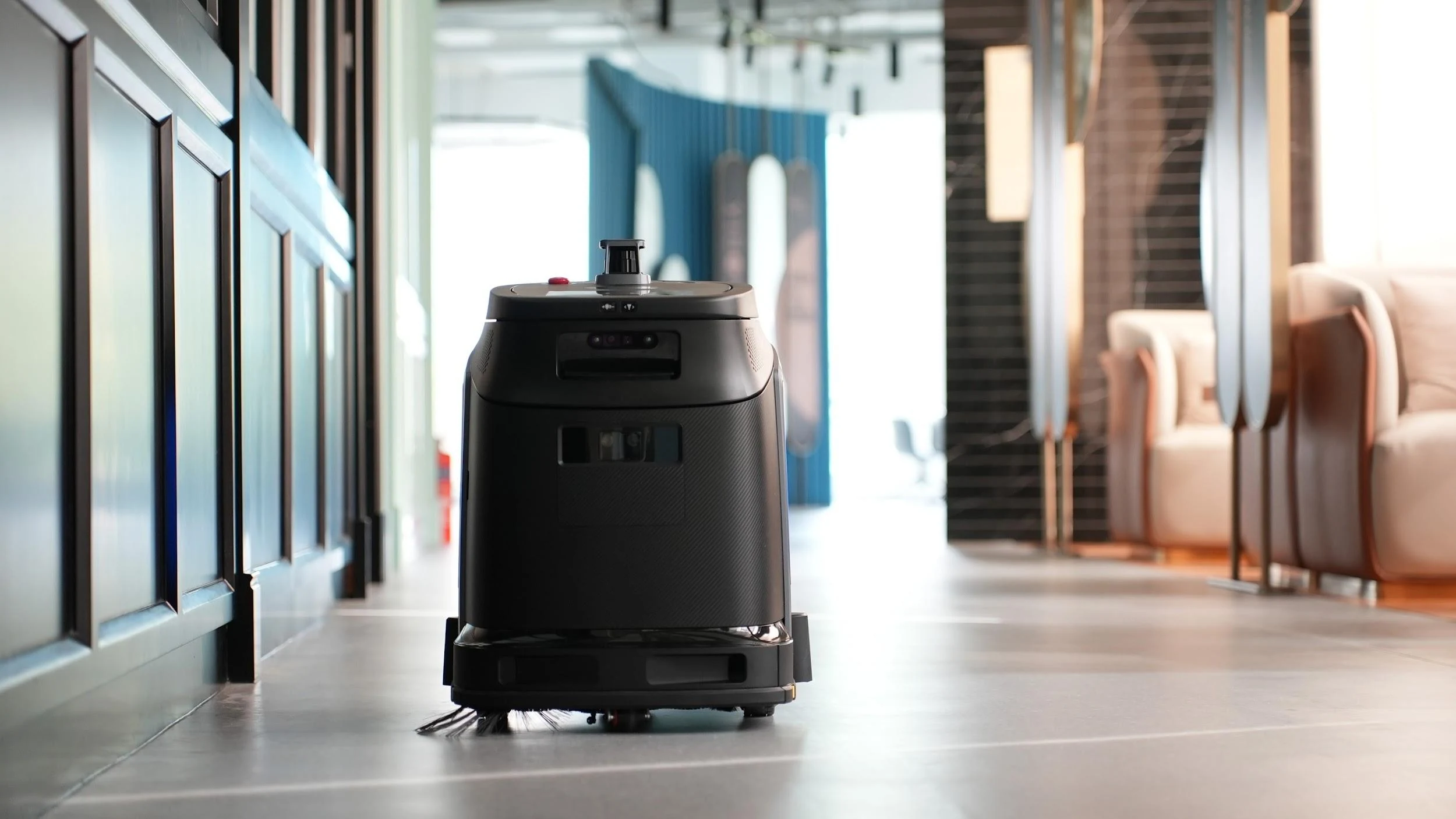 Commercial Cleaning Robots for Office Buildings: Choosing by Floor Type