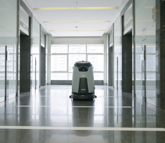 25,000 m² Across Two Industrial Parks: Gausium Robots Take On Daily Floor Cleaning at TianAn Cyber Park, Shenzhen