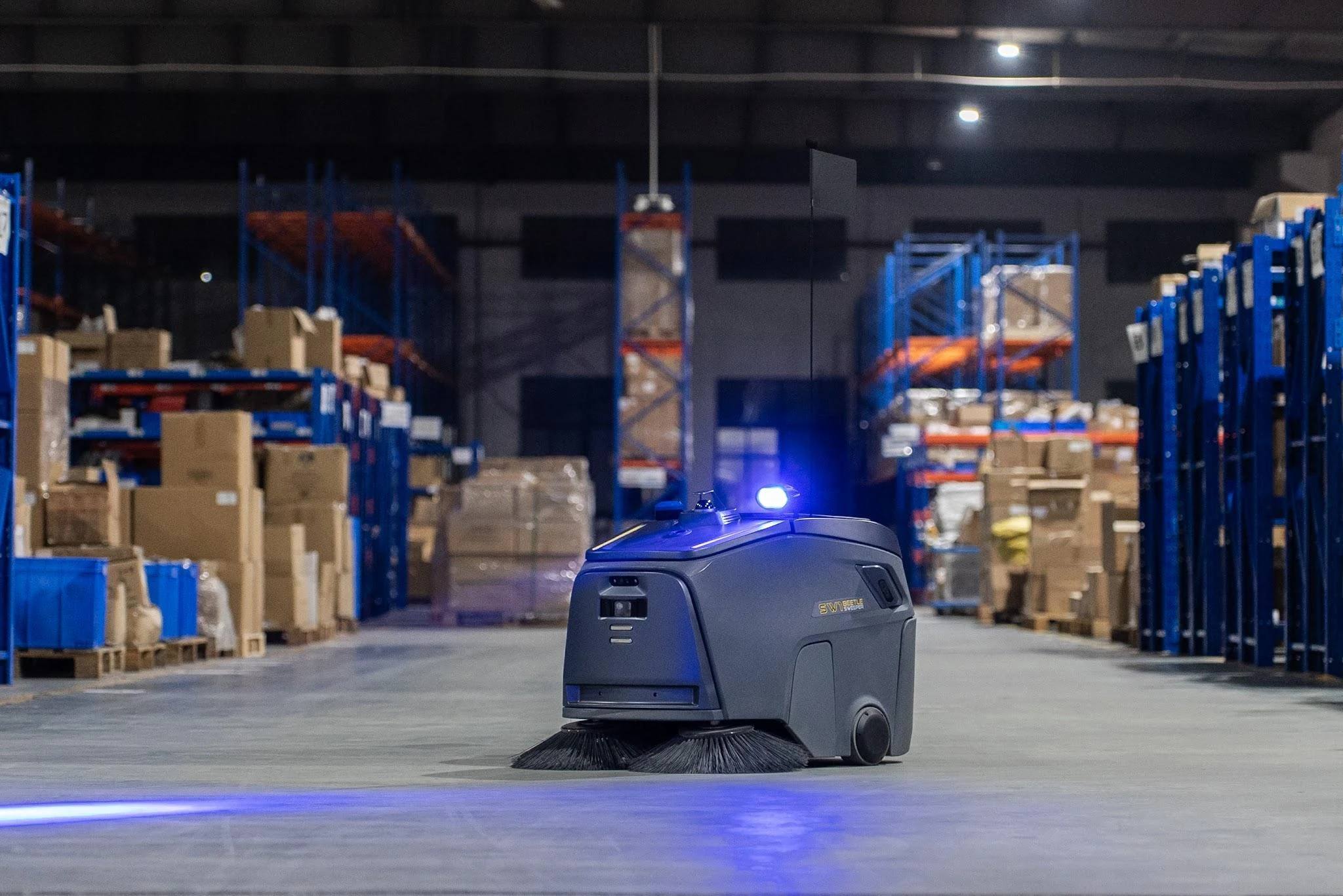 Which Cleaning Robots Can Adapt to Facilities With Frequent Layout Changes?